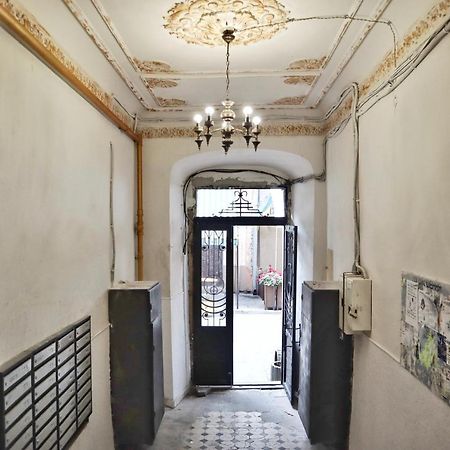 Вул Вірменська 14 Апартаменти Lviv Buitenkant foto