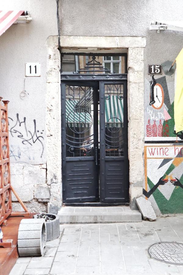 Вул Вірменська 14 Апартаменти Lviv Buitenkant foto